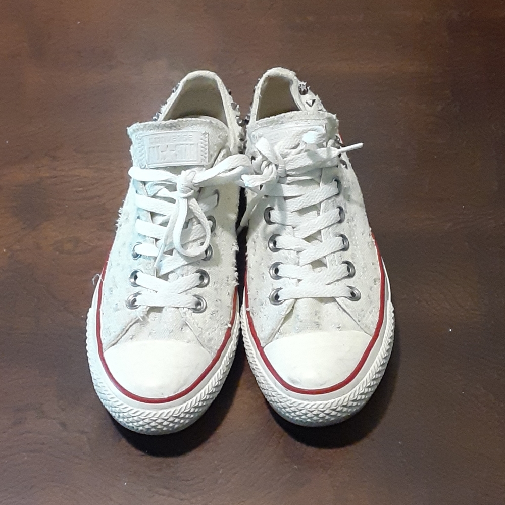 Converse